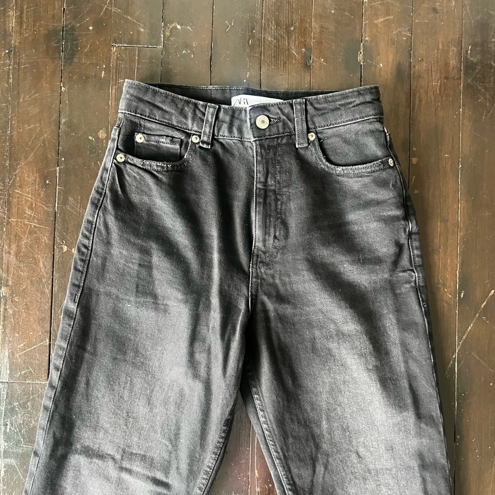 NWOT Zara High Rise Mom Jeans Black Size 2 - Picture 4 of 7